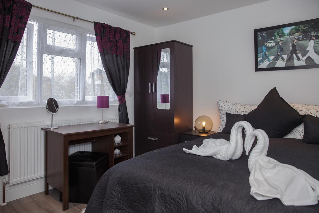 Gooseacre Rooms Харроу Номер фото