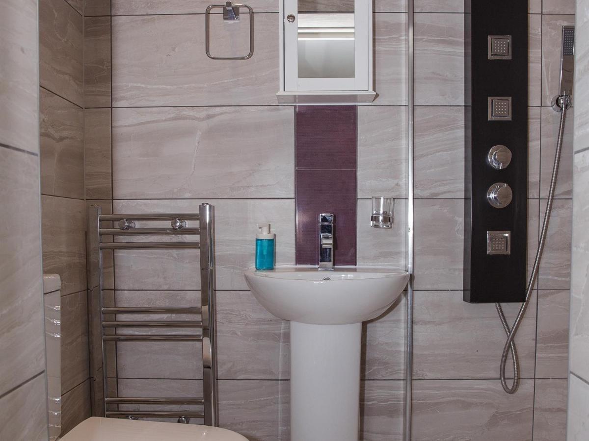 Gooseacre Rooms Харроу Экстерьер фото